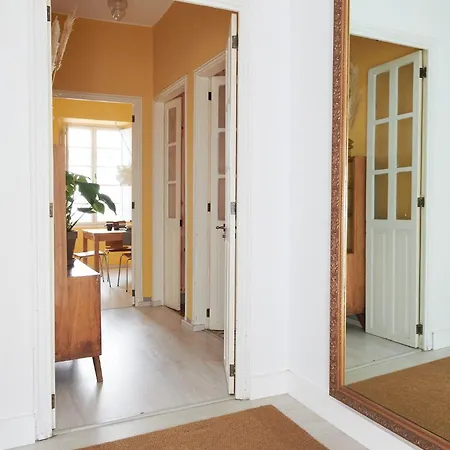 Adosado Con Jardin En El Centro De Hotel