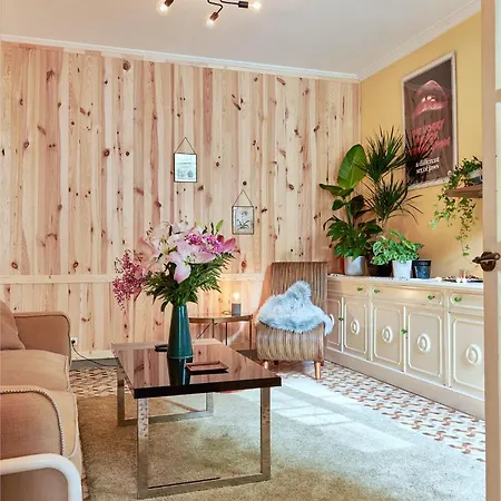 Adosado Con Jardin En El Centro De Hotel La Corogne